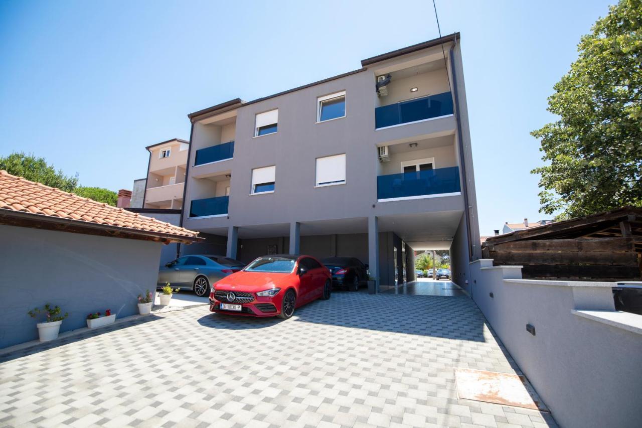 Panorama Apartment *